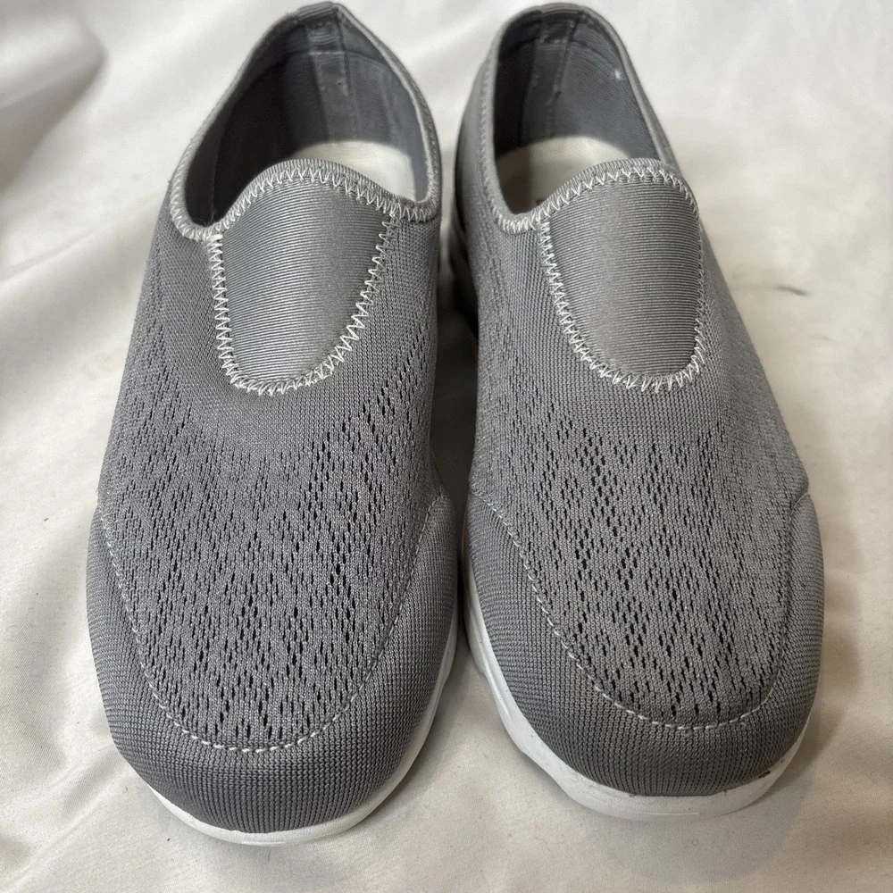 Propet Travelactiv Silver Gray Slip On Walking Sneaker Size‎ 7.5 W5104 Comfort